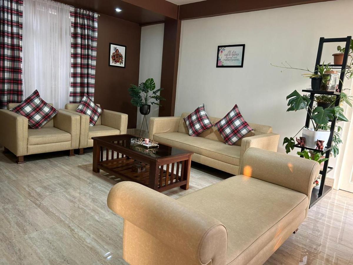 Na-U-Iaka Homestay Шиллонг Экстерьер фото